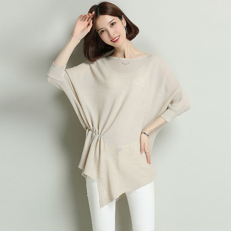 奇怪了!老婆不穿秋裙了，原来是穿了这新款小衫，越看越靓贼美嫩