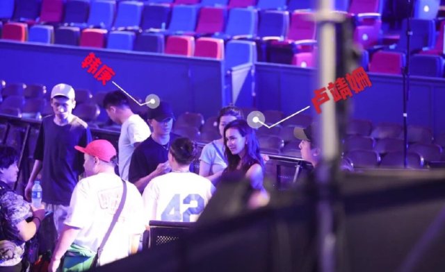 卢靖姗她的照片