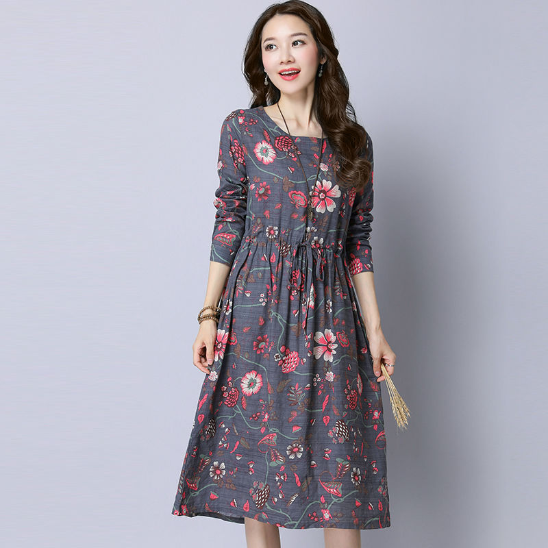 有一种洋气叫“秋裙”，有一种精致叫“丝绒”，简直美得令人窒息