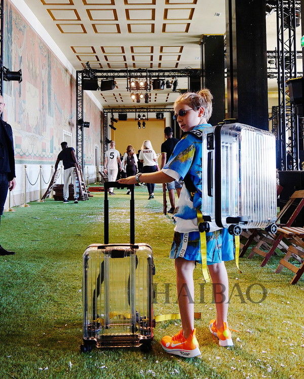 谁说只有去海边才穿度假风衬衫？