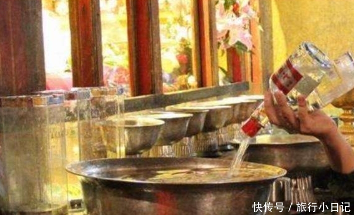 中国“最独特”的寺庙:供奉着一位女财神,祈愿需带白酒?