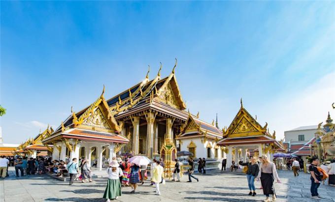 全世界最开放的国家,午夜过后开始狂欢,出轨率60%全世界第一