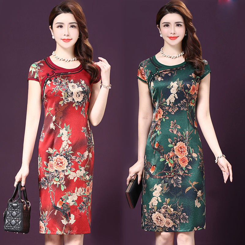 偷偷告诉你:这样的女人最迷人!风情万种，尽显高贵女人味