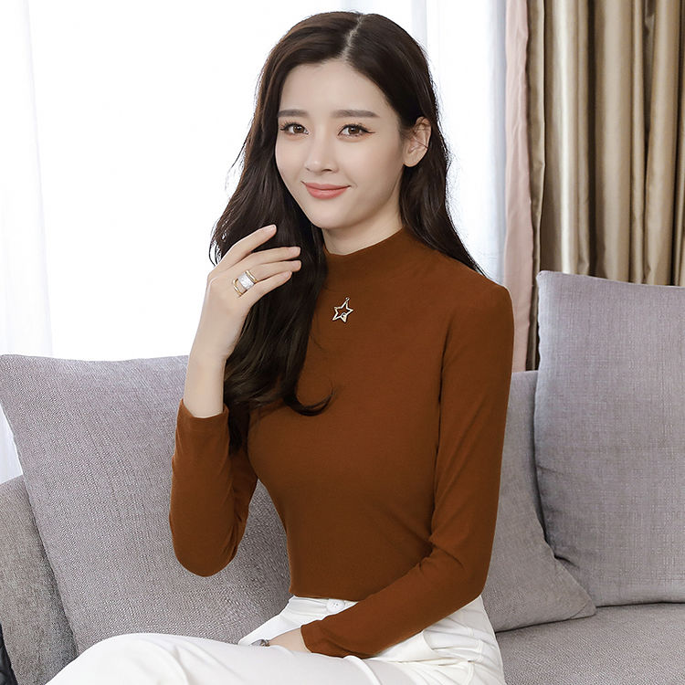 今年流行的秋装，大方优雅，聚会逛街全搞定，时髦端庄有韵味