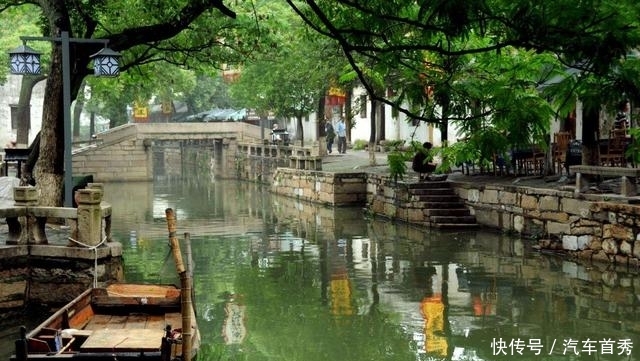 中国最美的古镇,江南六大水乡古镇之一,可以直接坐火车直达