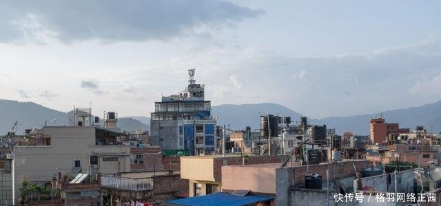 尼泊尔首都加德满都实拍不如中国一个县城发达，到处脏乱差