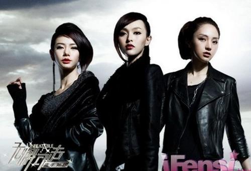 她竟是形婚？两人共享金主爸爸？抢唐嫣男友，开撕谢娜闺蜜，为出