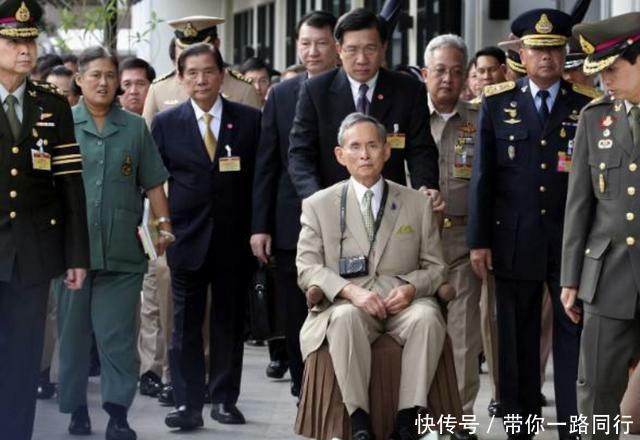 唯一国王拥有最大权力的君主立宪国家, 国王依