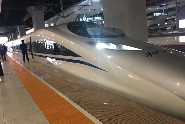 中国最“无奈”高铁线，坐汽车仅需1小时，坐高铁却要4小时！