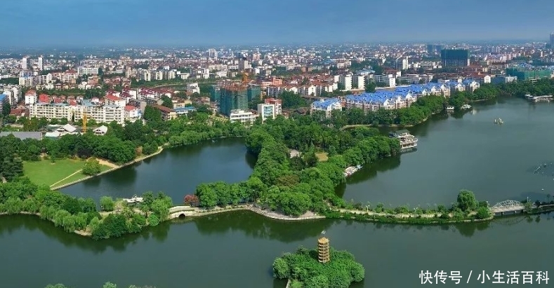 湖南省最适合生活的城市，不是长沙也不是岳阳，而是一个小城市
