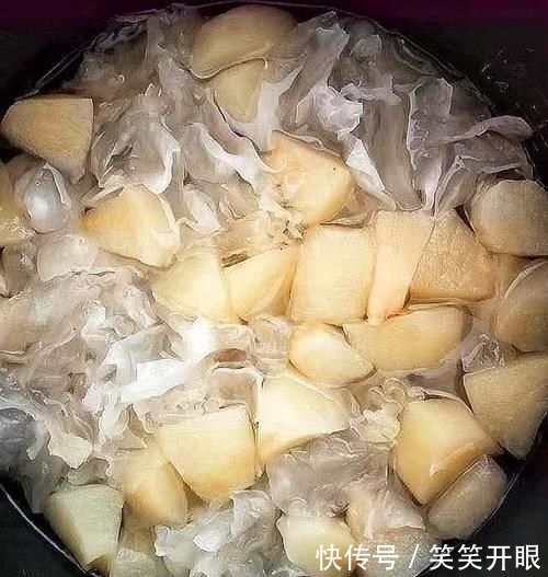  #女人#银耳和它一起煮，女人常吃，色斑不见了，皱纹也减少了