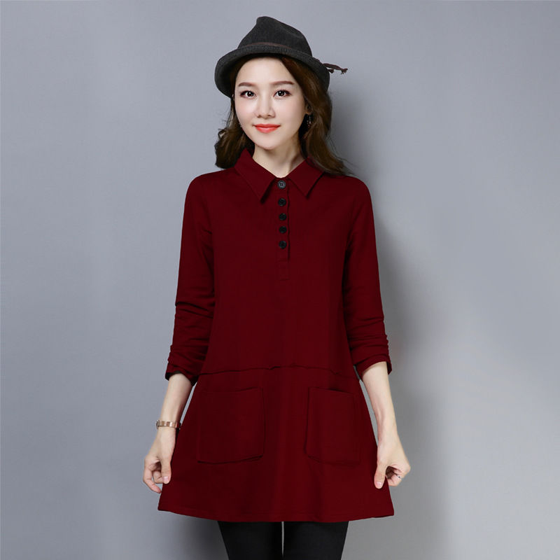 48岁的老婆，从不穿连衣裙，可是看着像30，只怪小衫太减龄了