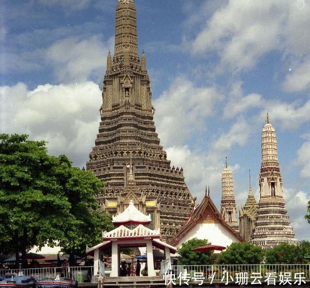 『违法』出国旅游不能踩的“雷区”,不知道的人,小心笑话!