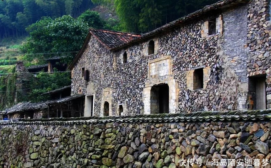 遇见江南秋色：打卡集美与诗意的高颜值浙江山城！