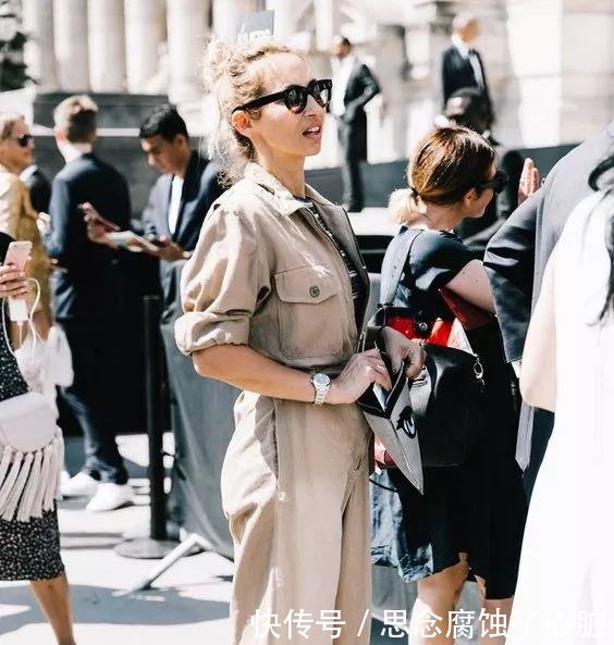 今秋刘雯、周冬雨抢着穿的裤子，竟然这么大有来头！