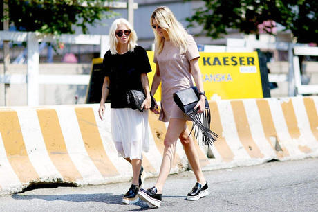 矮个子女人出门，这3双“鞋子”再显高，也要少穿，都说丑！