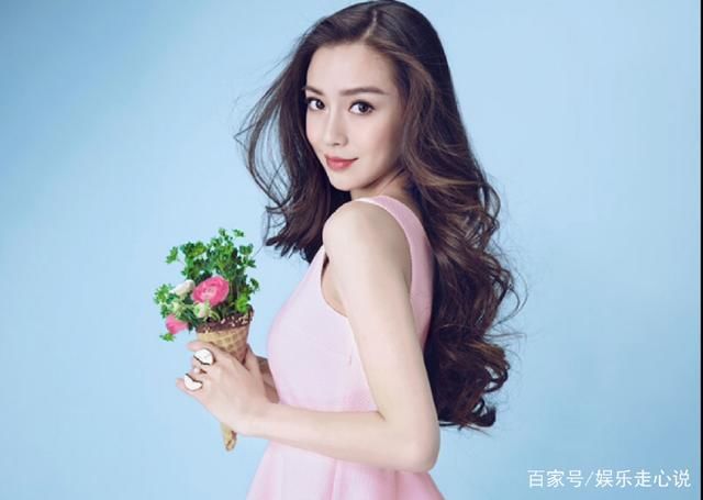 换发色像换人，baby贵妇范，郑爽似洋娃娃，唯独热巴像变了个人