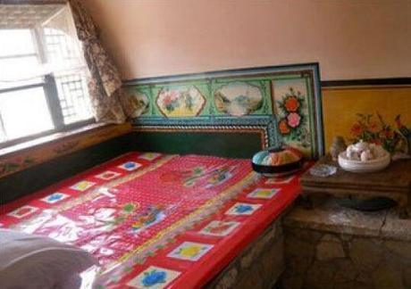 为何很多人说：东北人一家都睡在同一个炕上？对此南方游客有话说