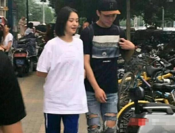 郑爽绯闻新男友张恒首次发博疑似回应？粉丝评论好暖心