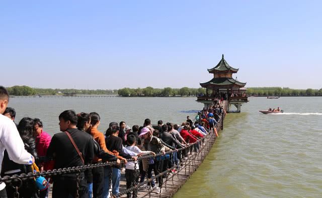 郑阜高铁开通，这一路都有啥好玩的?