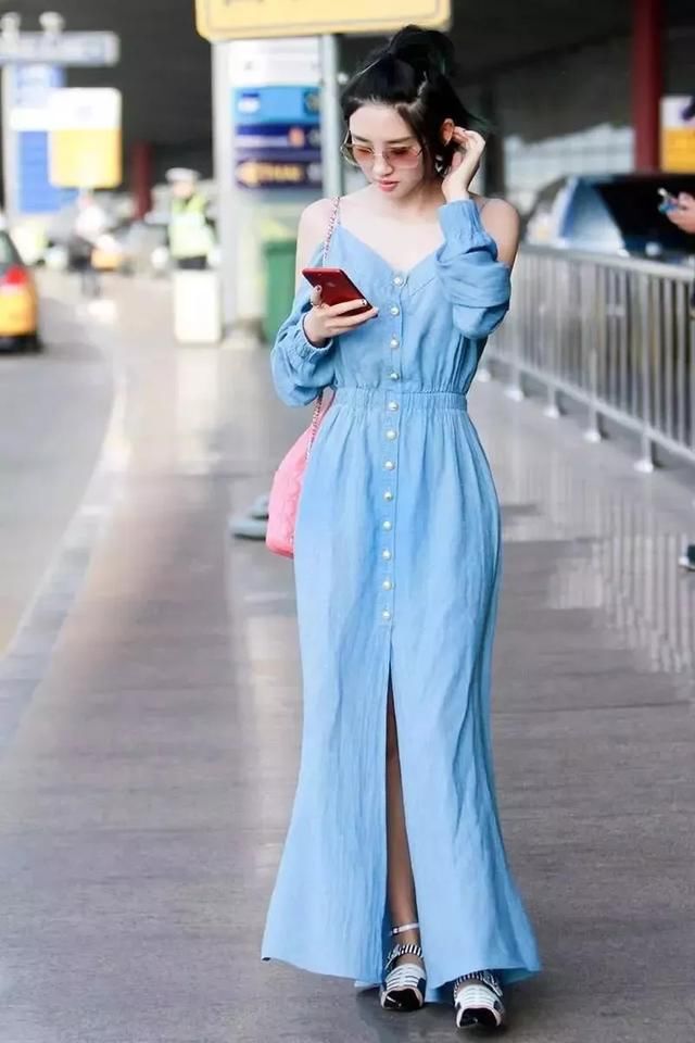 一条火遍时尚届的裙子，江疏影、何穗都在穿！