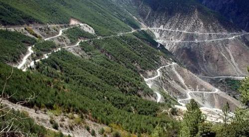 世界最危险的5条公路：每一条都让人脚软，中国2条上榜！