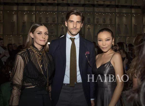 会穿| 百搭款穿出摩登范，爱穿高街品牌的名媛真接地气!