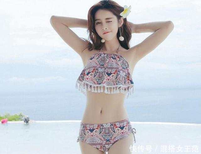 去海边, 比基尼和连体泳衣, 哪个才是你的最爱?