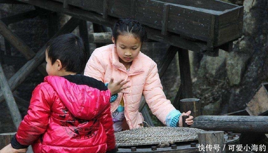  二胎政策■二胎政策放开后, 农民缴纳的计划生育“罚款”会退回