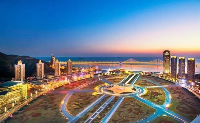 东北最发达的城市，GDP超越沈阳长春哈尔滨，却不讲东北话