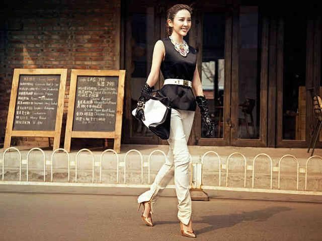 有一种鞋叫唐艺昕的高跟鞋，虽然好看，一般人很难驾驭啊