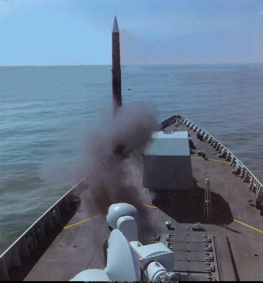 中国电磁炮的研制成功,将改变海战格局,航母或