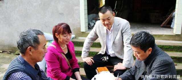 农村选举增加3点要求，5类村干部将被免职，村霸嚣张不起来了！