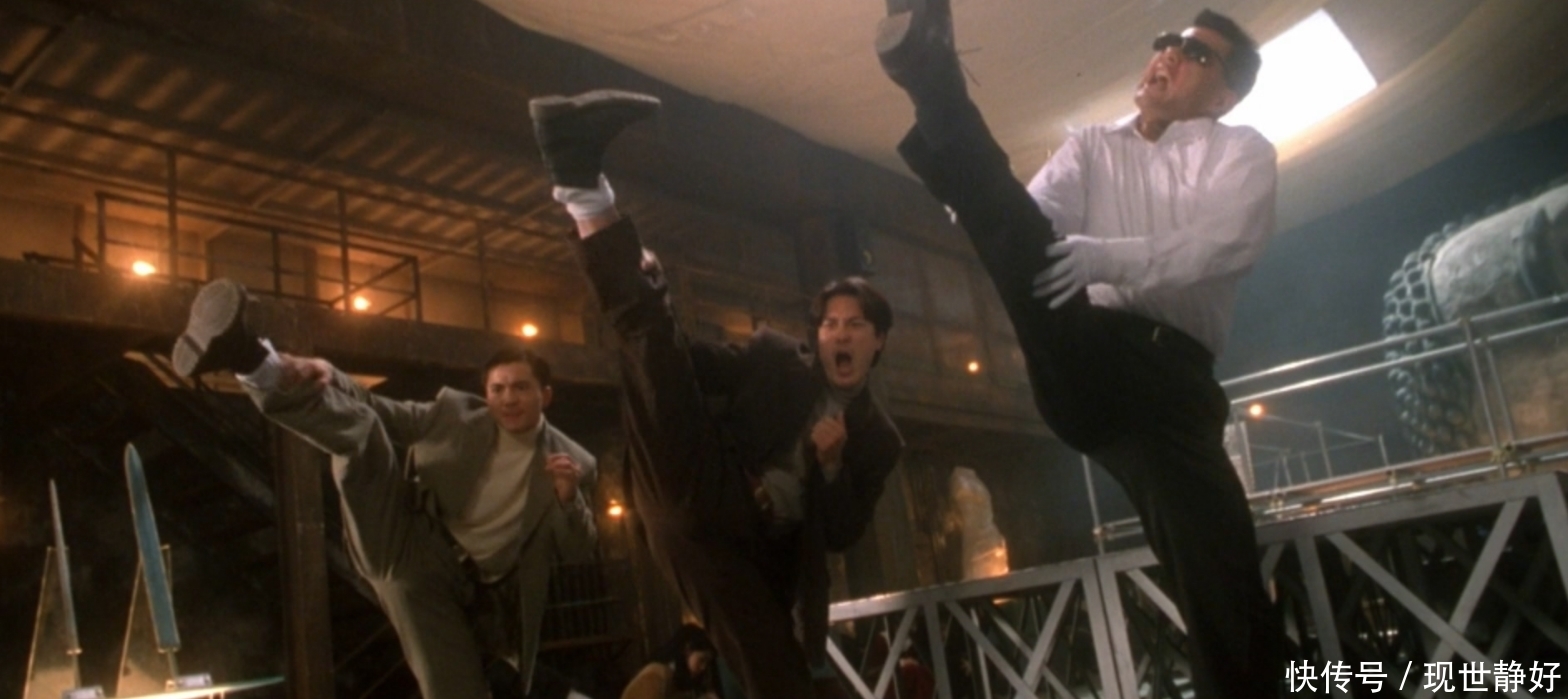  #火云邪神#跟李连杰做半生对手，52岁还在演山寨片，邹兆龙浪费了这王炸开局