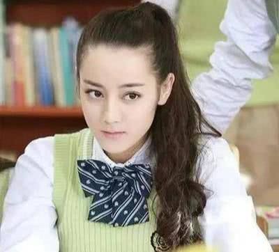 女生:脸上有这3个“特点”的女生,大胆把你的五官露出来,绝对的女神