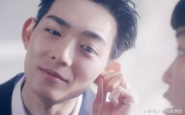 财经博主吐槽鹿晗蔡徐坤不男不女，辣眼睛浑身鸡皮疙瘩生理性反感