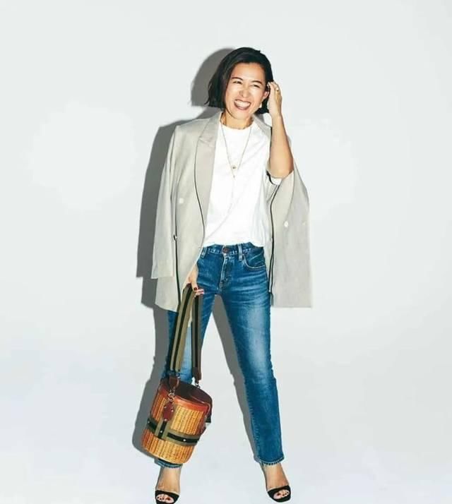 『画龙点睛』日本最顶流的时尚博主 大草直子的配饰与简单衣服的搭配法则