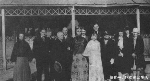 『老头』溥仪晚年回京,路上遇一老头面色突变,老头笑着说放心,不杀你