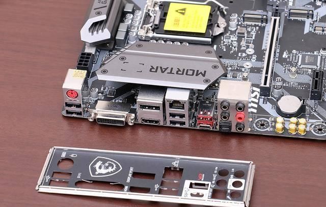  『值得一提』老机箱新折腾，分享一台最近完成的 M-ATX 主机