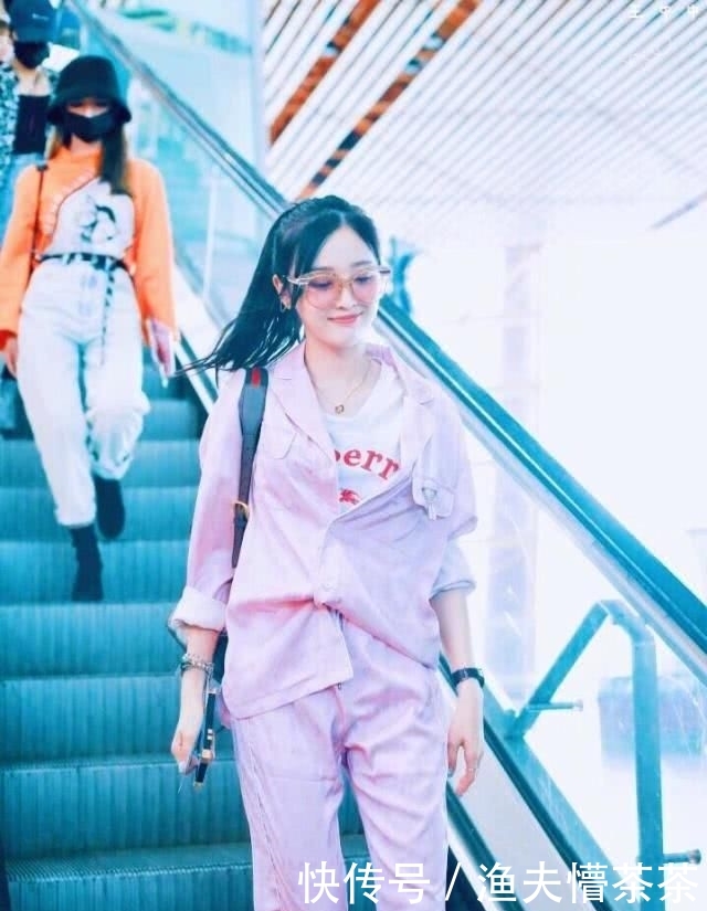 粉色:甜而不腻的粉色系穿搭,今年最全粉色系单品系列,自带甜美少女感
