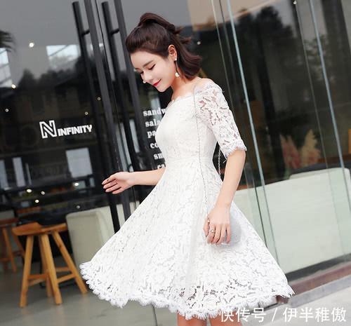 气质■街拍:美女明眸皓齿可爱,穿搭时尚,走路有气质很有气场