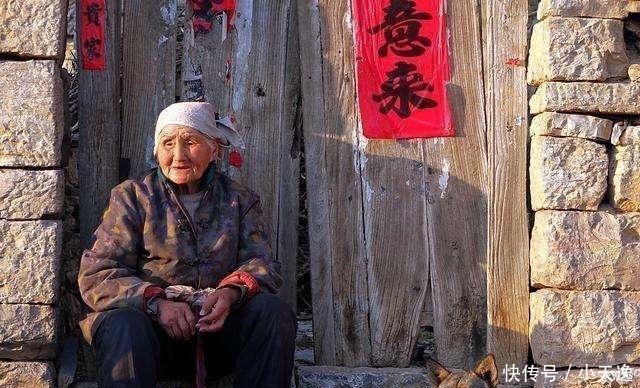  道理@农民常说“不怕红杏出了墙, 就怕野花进了房”, 啥意思? 有