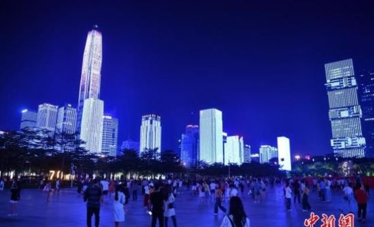  港商：大湾区对香港居民放开购房 港商: 内地工作更有归属感