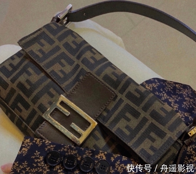 印花图案■春天不买个包包怎么“对得起自己”?看看下面这些款,经典又百搭