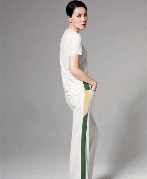 身材丰满的女孩这样穿，学会柳岩徐冬冬这两招，争做宅男女神