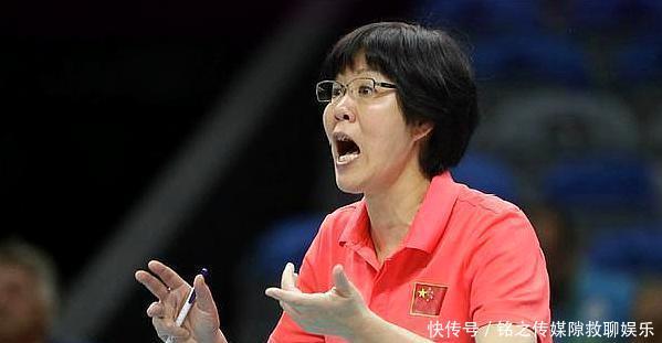  「郎平」底气！中国女排6：0横扫两连胜晋级，郎平助力世界军运