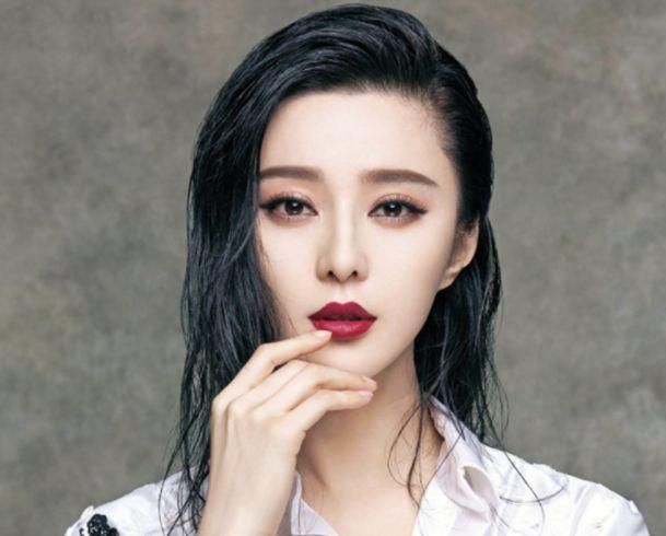 从大妈到女神只需要4步，身为明星的她就是这么过来的