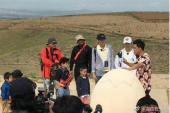 范丞丞、朱正廷、林彦俊都喜欢的HSPM 带来今夏最in潮范儿!