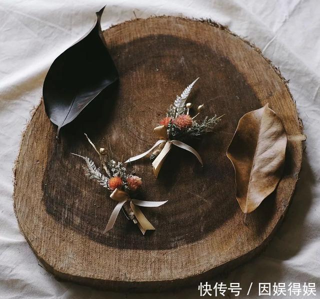 点击@精致胸花指南,创意搭配出色吸睛都在这里了,点击领取