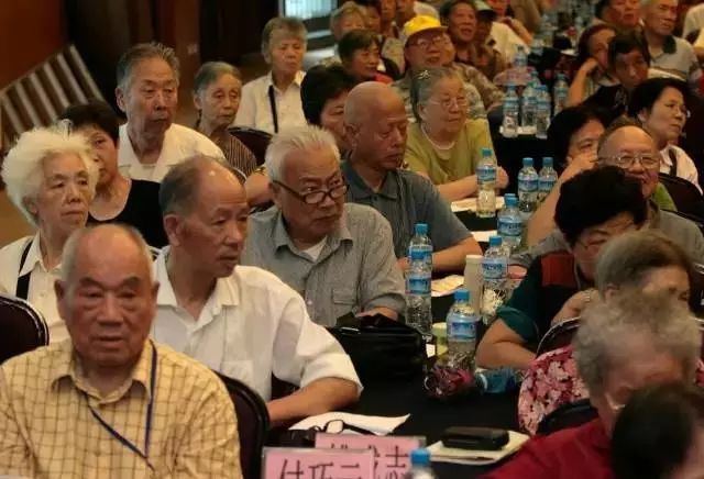 人民日报发话：中国所有保健品都是骗人的！